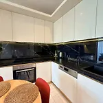 Sa Apartments! Luxury 1bd Apartmán