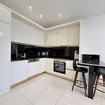 Sa Apartments! Luxury 1bd Apartmán *