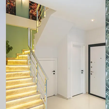 Апартаменты Sa Apartments! Luxury In Mahmutlar