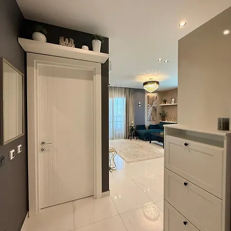 Sa Apartments! Luxury Apartment